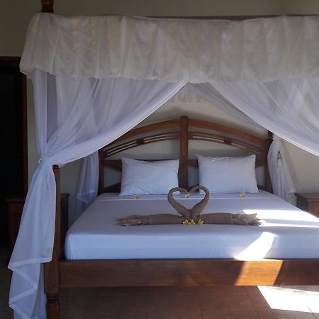 Warung Pantai Bungalows آميدْ المظهر الخارجي الصورة