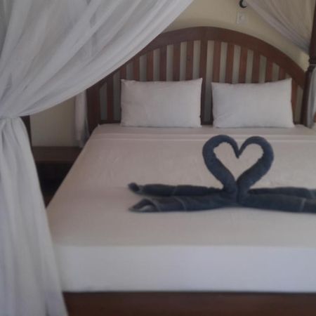 Warung Pantai Bungalows آميدْ المظهر الخارجي الصورة