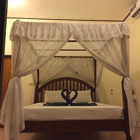 Warung Pantai Bungalows آميدْ المظهر الخارجي الصورة